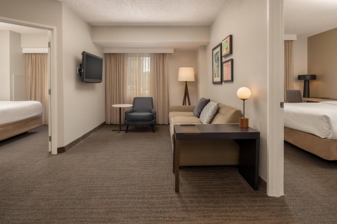 Seattle East/redmond Hotel 3*